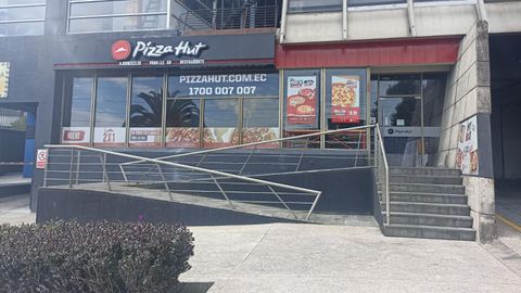 Pizza Hut Plaza Las Americas